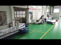 Profili di estrusione in alluminio con lavorazione CNC