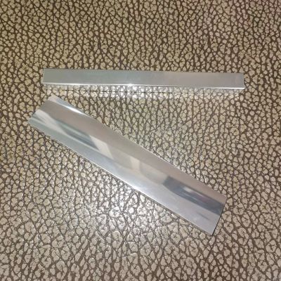 Custom Polished Bright Anodized Aluminum Extrusion Profile for Shower Room with Precision Cutting