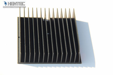 L'estrusione di alluminio del dissipatore di calore di brillamento di sabbia profila il radiatore di alluminio dell'estrusione