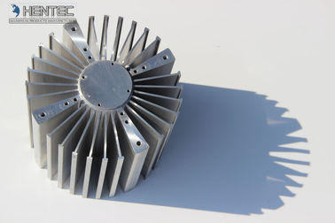 6060 6061 hanno espulso profilo di alluminio dell'estrusione del dissipatore di calore per luce principale ROHS/SGS
