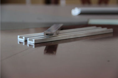 Il mulino 6060/6005 di Manica dell'estrusione dell'alluminio della lega ha finito per la luce del LED