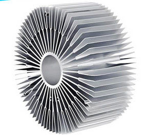 Argenteo/ha anodizzato il profilo di alluminio industriale, dissipatore di calore su ordinazione dell'alluminio del CPU di precisione