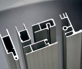 Profili di alluminio d'argento dell'estrusione Alodine/di anodizzazione con lavorare di CNC