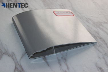 Profili estrusi di alluminio delle pale del ventilatore del soffitto di colore argenteo con il taglio / perforazione