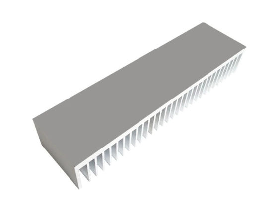 Profili di alluminio anodizzati naturali dell'estrusione del dissipatore di calore del radiatore